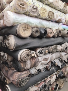 Tessuto in Poliestere 100% 600D di Alta Qualità, Design Stampato e Jacquard per Borse da Esterno - Product Image 4