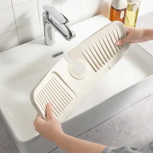 Nuevo protector antisalpicaduras de silicona para grifo de color liso, alfombrilla de drenaje para baño, tapete de secado de platos, alfombrilla para grifo de fregadero - Product Image 1