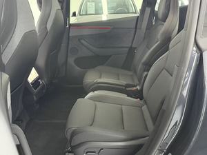 Tesla Model Y <span class=keywords><strong>L</strong></span>: Espacio Maximizado, Compromiso Minimizado. Distancia entre ejes más larga, aventura sin <span class=keywords><strong>l</strong></span>ímites. - Product Image 4