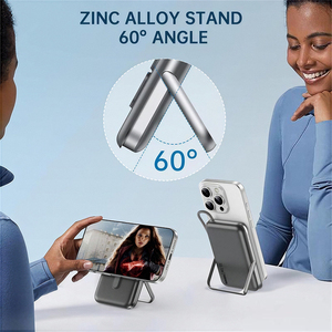 REMAX MC-01 22.5W Battery Pack Foldable Stand Portable <strong>Charger</strong> Fast Charging 10000mAh Magnetic Wireless Power Bank with Cables - Product Image 3