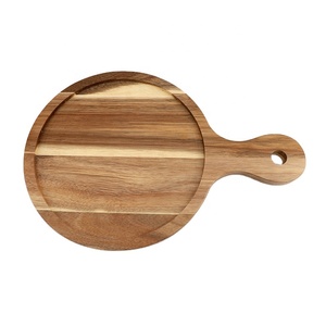 Assiette ronde en bois d'acacia avec poignée pour pizza sushi steak cuisine occidentale noire plats et assiettes de <span class=keywords><strong>barbecue</strong></span> assiette en bois - Product Image 2