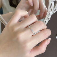 Anelli di fidanzamento Halo Bypass Starlight con gambo dritto in oro giallo 18 carati e diamanti HPHT coltivati in laboratorio per donna, anello con diamante coltivato in laboratorio