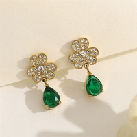 Boucles d'oreilles clous Bowei en acier inoxydable, style français, trèfle à trois feuilles, entièrement pavées de zircon en forme de goutte d'eau