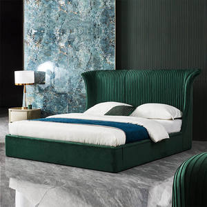 Set di Mobili per Camera da <span class=keywords><strong>Letto</strong></span> di Lusso Vintage <span class=keywords><strong>Verde</strong></span>, <span class=keywords><strong>Letto</strong></span> Matrimoniale <span class=keywords><strong>Verde</strong></span> Scuro con Testiera a Forma di Ala - Product Image 1