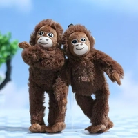 Llavero de peluche de mono marrón suave de brazos largos y divertidos, amuleto de animal de peluche para accesorio de mochila