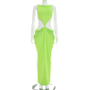 Robe longue plissée moulante et élégante sans manches à bretelles et dos nu de couleur unie pour femme Viviblook D26DS164 - Product Image 1