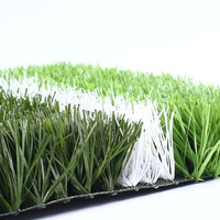Gazon artificiel de football haute performance avec absorption des chocs imperméable et couleurs vives pour les écoles, les clubs, les communautés et les espaces extérieurs