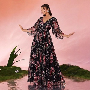 <span class=keywords><strong>Falda</strong></span> Larga <span class=keywords><strong>de</strong></span> Verano con Estampado Floral <span class=keywords><strong>de</strong></span> Chifón, Estilo Francés, con Cuello en V, Ajustada, con Abertura Lateral <span class=keywords><strong>de</strong></span> Encaje, Retro y a <span class=keywords><strong>la</strong></span> Moda para Mujer Europea y Americana - Product Image 1