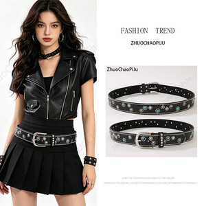 Honglai Lederen Europese Amerikaanse Stijl Modieuze Veelzijdige Robuuste Riem met Spijkers en Strass Steentjes voor Dames, Gesp van Legering, 105cm - Product Image 1