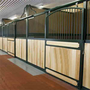 Écuries de cheval galvanisées par acier en bois en bambou de luxe de style européen en dehors des écuries de cheval avec la porte coulissante - Product Image 6