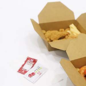 Cajas de comida para llevar de papel kraft reciclable personalizadas con forro de esponja, asa apta para fideos, cierre magnético y múltiples compartimentos - Product Image 3