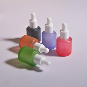 8ml Mini Mẫu Macaron tùy chỉnh màu sắc vòng rõ ràng rỗng huyết thanh mỹ phẩm chăm sóc da thiết yếu lớp biểu bì dầu chai thủy tinh với ống nhỏ giọt - Product Image 3