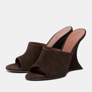 Sandalias de tacón de cuña de ante con diseño único para mujer, estilo peep toe, mules de verano, colores personalizados, sandalias deslizantes - Product Image 2