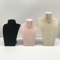 Expositor de Lujo de Terciopelo para Collares, Maniquí de Joyería para Escaparates de Tiendas, Soporte Personalizado con Logotipo, Fabricante OEM