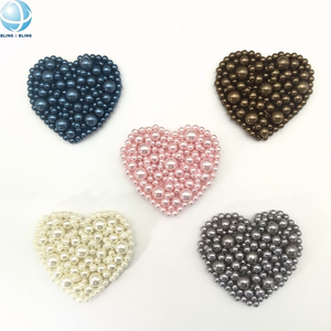 Applique en tissu brodé pour chaussures, perles roses en forme de cœur, fabrication artisanale, personnalisable en usine - Product Image 1