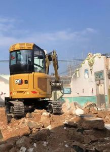 Mini-excavatrice d'occasion d'origine japonaise 3 tonnes, modèle Cat 303c 303cr, excavatrice d'occasion CAT 303 303e 303ecr avec accessoire tarière - Product Image 3