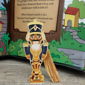 Marque-pages en métal en alliage de zinc émaillé, personnalisés avec des personnages de dessins animés 3D mignons, vente en gros, souvenirs de collection - Product Image 3