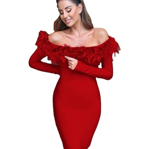 <span class=keywords><strong>Abito</strong></span> Personalizzato Taglie Forti Sexy Senza Spalline con <span class=keywords><strong>Piume</strong></span> <span class=keywords><strong>Nero</strong></span> Crop Top Ampio Vestito da Notte Sexy per Ragazze - Product Image 1