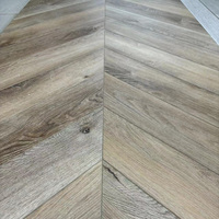 6mm 8mm Intérieur Cliquez Serrure Chevron Salon Vinyle Planche Plancher Durable Étanche Spc Plancher