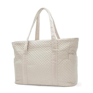 <span class=keywords><strong>Bolsa</strong></span> <span class=keywords><strong>de</strong></span> Mano Personalizada con Logotipo, <span class=keywords><strong>Bolsa</strong></span> <span class=keywords><strong>de</strong></span> <span class=keywords><strong>Trabajo</strong></span> Acolchada <span class=keywords><strong>de</strong></span> 20L con Cremallera, <span class=keywords><strong>Bolsa</strong></span> Acolchada para Mujer con Artículos Esenciales <span class=keywords><strong>de</strong></span> Viaje - Product Image 1