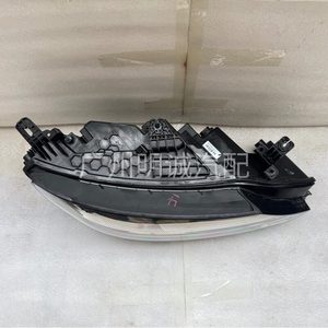 JOESHIER Vente en gros d'éclairages automobiles, phares, feux de jour (DRL) pour modèle de voiture BYD Yuan UP, phare avant OE SC3E-4121010 SC3E-4121020 - Product Image 3