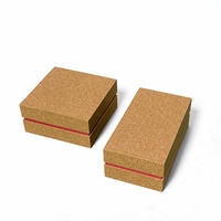 Boîte cadeau rigide personnalisée avec intérieur en raphia coloré, papier recyclé spécial, laminage mat, emballage pour bougie, parfum, artisanat
