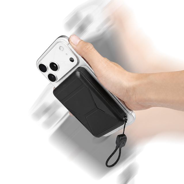 Hot Selling 10000mAh Magnetic Portable Charger Digital Display Built-in Cable 15W Wireless Charge Power Bank with Foldable Stand
