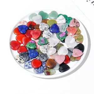 Wholesale healing crystal carvings various cute mini crystal hearts for decoration