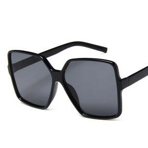 2019 nouvelle tendance Oem lunettes de soleil logo personnalisé surdimensionné carré femmes lunettes de soleil à la mode - Product Image 5
