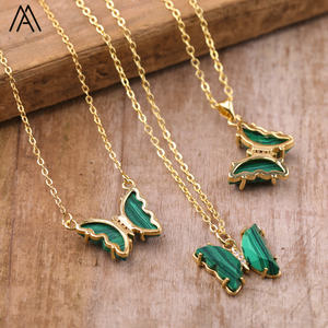 Collana di farfalle regalo di gioielli di moda per la <span class=keywords><strong>mamma</strong></span>, girocollo con ciondolo a farfalla in cristallo di pietra naturale all'ingrosso - Product Image 4