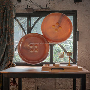 Botón de Cuerno de Búfalo Marrón de 4 Agujeros, Rectangular, Pulido, con Parte Trasera Plana, Decoración para Trajes - Product Image 2