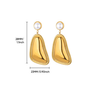 Boucles d'oreilles pendantes tendance en zircon et perles, motif fleur, en acier inoxydable plaqué or 18 carats, inaltérables, style géométrique - Product Image 6