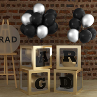 Arche de ballons élégante en latex noir, blanc et argenté métallisé pour la décoration de fêtes d'anniversaire, de remise de diplômes, et les promotions, avec confettis
