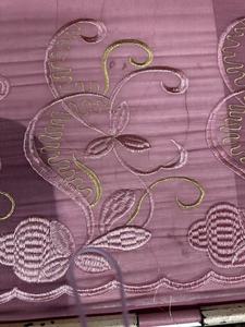 En <span class=keywords><strong>gros</strong></span> : Foulards, châles, sous-foulards, hijabs intérieurs, turbans, bonnets et casquettes musulmanes en voile jersey, à motifs floraux et ethniques, avec paillettes et dentelle - Product Image 4