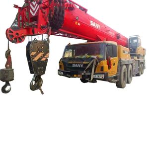 Grúa sobre Camión Usada SAC800C7, Capacidad 80T, Bomba Hidráulica Zoomlion, Motor Kawasaki Weichai, 90% Nueva, Bajo Consumo de Combustible, Caja de Cambios - Product Image 1