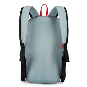 Mochila de Viaje Ligera, Resistente al Agua, Diseño Personalizado, para Campismo, Senderismo y Actividades al Aire Libre - Product Image 5