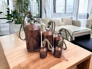 Campanas de Vaca Gigantes Rustic Harmony en Oferta, Construcción Metálica Resistente, Sonido Fuerte para la Gestión de Ganado y Granjas, Disponibles para la Venta - Product Image 6