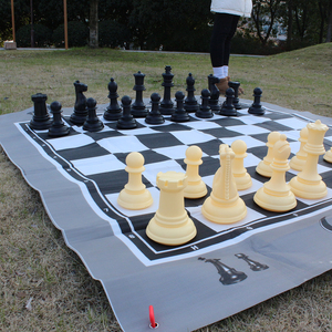 Jeux de société étanches d'extérieur Jeu d'échecs Checks Échiquier de 6 pieds en plastique Pions royaux de 10 pouces de haut - Product Image 5