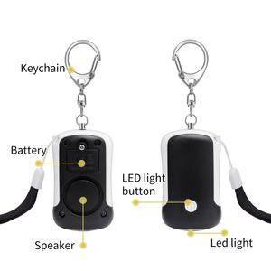 Llavero de antorcha LED para mujer con <span class=keywords><strong>alarma</strong></span> de seguridad Dispositivo personal antipérdida para ancianos y niños - Product Image 6