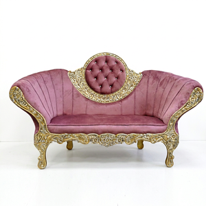 Canapé de luxe en velours sculpté avec cadre doré orné, design royal antique alternatif, causeuse rembourrée - Product Image 1