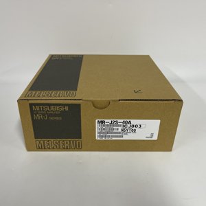 Servoamplificador de CA MITSUBISHI Serie MR-J2S MR-J2S-40A - Product Image 1
