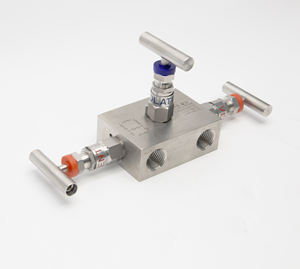 6000psi высокотемпературная нержавеющая сталь 3-клапанный коллектор - Product Image 4