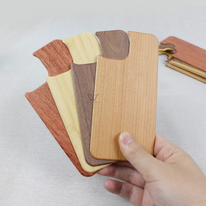 Oem buena calidad caja del teléfono de madera maciza diseñador tallado patrón de madera cubierta del teléfono caso hecho a <span class=keywords><strong>mano</strong></span> personalizado bambú caja del teléfono cubierta - Product Image 3