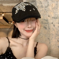 Casquette Street Style pour femme avec patch léopard et étoile, décorée de rivets, légère, décontractée, style vintage, type béret