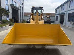 Cargadora Compacta de Ruedas Delanteras de 1.5T con Motor y Caja de Cambios, 1 Año de Garantía, para Construcción Civil, Obras Viales y Movimiento de Tierras, Exportación al Sudeste Asiático - Product Image 4
