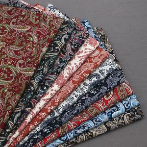 Bán như bánh nóng tùy chỉnh in kỹ thuật số vải phụ nữ lụa bedsheet 100% <span class=keywords><strong>Polyester</strong></span> Vải satin hoa vải cho tấm ga trải giường - Product Image 6