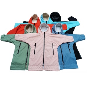 Tissu Oxford en nylon recyclé à séchage rapide doublé en polaire Sherpa pour enfants manteau à langer logo personnalisé imperméable rose - Product Image 6