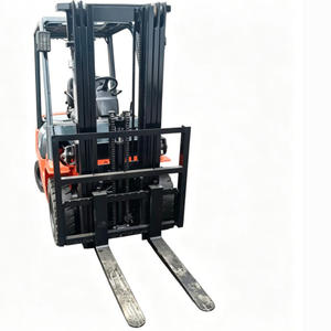 High-performance Used Toyota 3-ton Forklift with <b>Three</b>-mast Design 4300KG Capacity 0-2000 <b>Hours</b> for Industrial & Warehouse Use - Product Image 1
