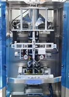 Ligne de production de machines de remplissage et d'emballage de sachets de sauce ketchup, mayonnaise Kewpie en petit format 1 kg 5 kg