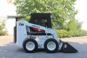 WECAN 730kg Minicargadora de Ruedas Delanteras, Minicargadora de Ruedas con Control de Joystick, Motor Diesel, 3000kg - Product Image 2